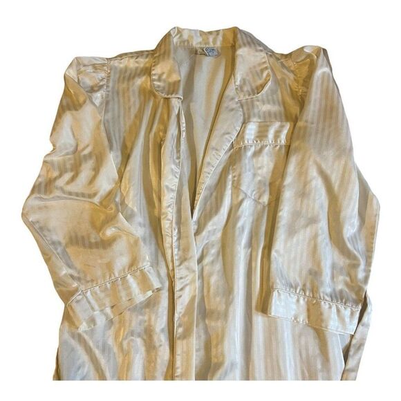 Long Robe House Coat Dressing Gown It’s A Charm Vintage White Bathrobe Small - Picture 2 of 7